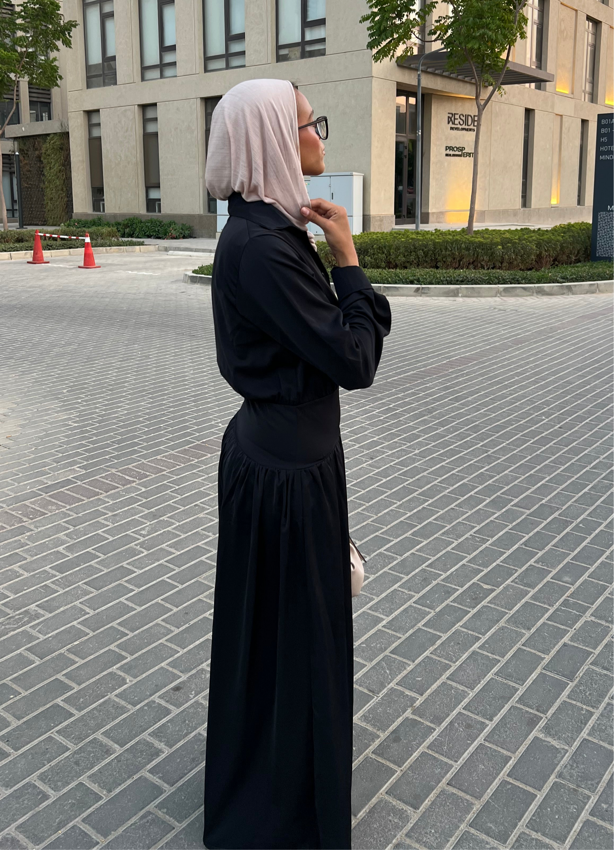 Aura Dress in Black