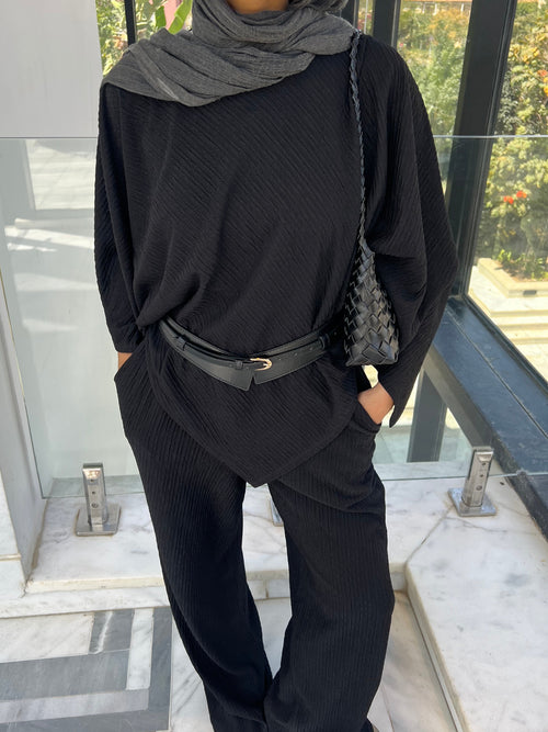 Asymmetrical Black set