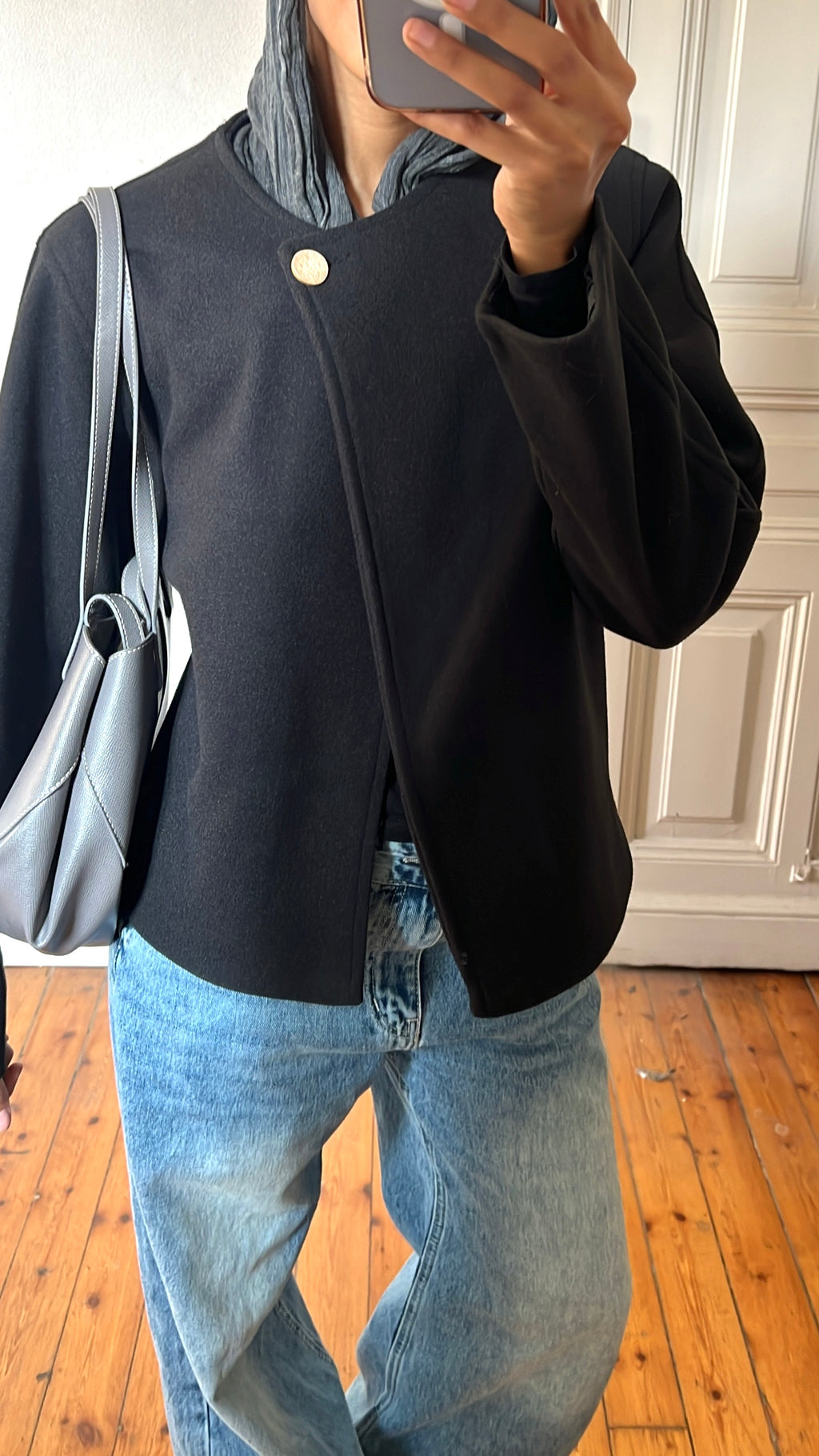 One button coat in Black